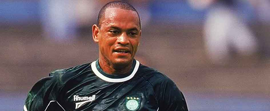 <span class='tit'>QUE DIA É HOJE: 04.10.2026?</span> <br /><span class='desc'> 2000
Há 26 anos, o Palmeiras vencia o Coritiba/PR por 2 a 1, no Palestra, em jogo válido pelo Brasileirão.
A partida marcou a estreia do...</span> QUE DIA É HOJE: 04.10.2026?