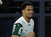POUCA INSPIRAÇÃO, MUITA TRANSPIRAÇÃO